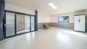 Quarto básico, 1 quarto (105(Private House/Ocean View/BBQ)) | 1 quarto, Wi-Fi de cortesia