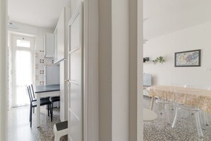 Dining - GuestHost - Milan-Città Studi Apartment with balcony (Milano)