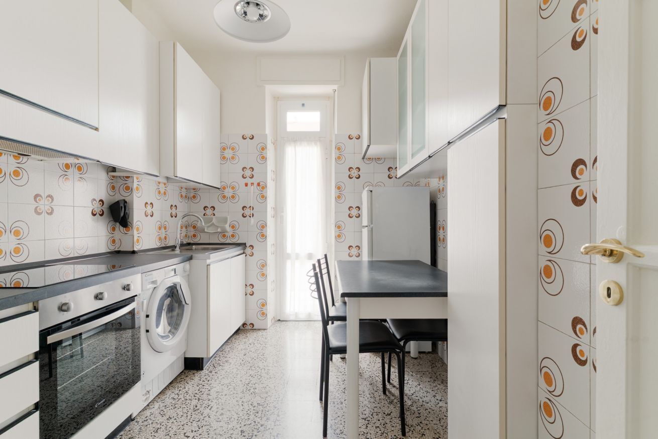 Kühlschrank, Mikrowelle, Ofen