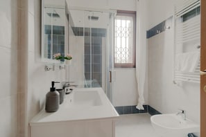 Shower, bidet