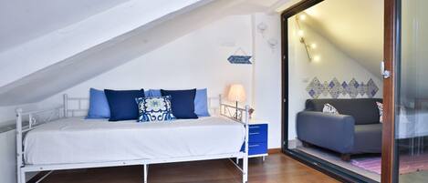 1 chambre, fer et planche à repasser, Wi-Fi, draps fournis