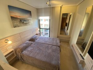 3 bedrooms, iron/ironing board