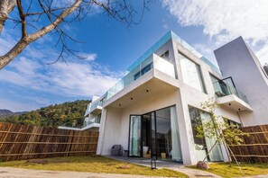 ห้องคลาสสิกดับเบิล, วิวสวน | เตารีด/โต๊ะรีดผ้า, Wi-Fi ฟรี