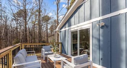 Curated 3BR Boutique Retreat in Cary – Walk to Trails, Close to Downtown