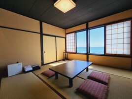 Habitación cuádruple estándar, no fumadores, vistas al mar