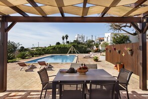 Pool - Rustic Retreat with Pool and Stunning Views (Altura)