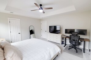 3 chambres, fer et planche à repasser, accès au Wi-Fi (inclus)