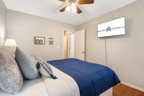 2 habitaciones, tabla de planchar con plancha y wifi gratis