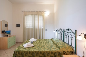 1 bedroom, free WiFi, bed sheets, wheelchair access