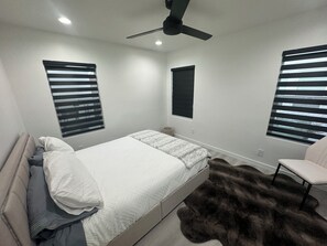 3 habitaciones, tabla de planchar con plancha y wifi 