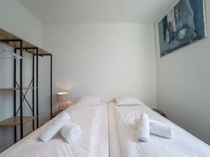 2 bedrooms, Internet