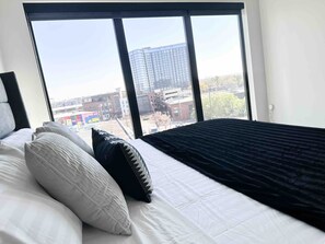 Room - Penthouse~Paid Parking~Pool~Gym~Rooftop Terrace (Atlanta)