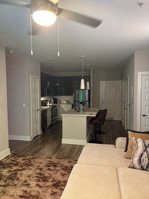 Smart TV, video games