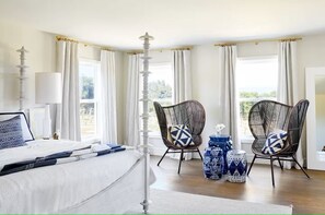 3 bedrooms, iron/ironing board, travel cot, free WiFi