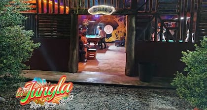 THE JUNGLE Vacation Home