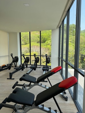 1 bedroom, in-room safe, iron/ironing board, free WiFi
