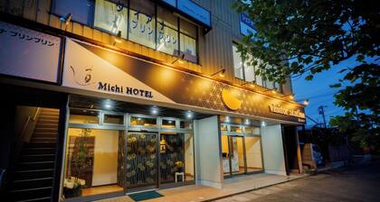 Shiraishi Road 2 Gaia Resort / Shiroishi Miyagi