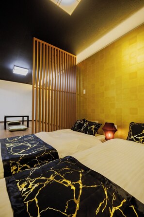 5 bedrooms, desk, free WiFi, bed sheets