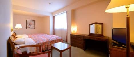 1 Schlafzimmer, Schreibtisch, BĂŒgeleisen/BĂŒgelbrett, kostenloses WLAN