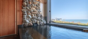 Nonsmoking Semidouble Westernstyle room | Buffet plan Allinclusive / Nishitsugarugun Aomori