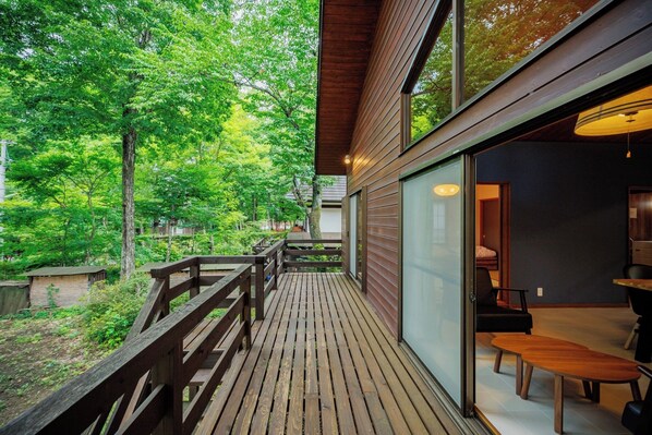 Terrace/patio - Hot Spring Rental Villa RIN Zao Sansuien Gaia / Kattagun Miyagi (Kattagun)