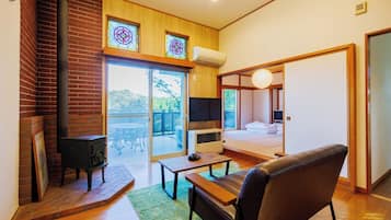 3 quartos, escrivaninha, Wi-Fi de cortesia, roupa de cama