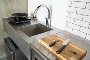 Fridge, microwave, stovetop, cookware/dishes/utensils