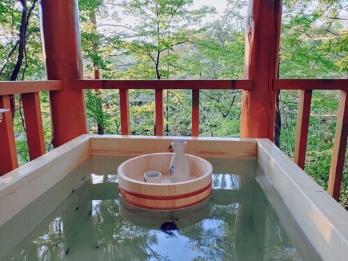 An openair bath Karaoke Enjoy BBQ at this villa / Komoro Nagano