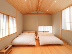 1 bedroom, desk, iron/ironing board, free WiFi