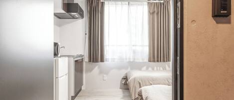 1 bedroom, desk, iron/ironing board, free WiFi