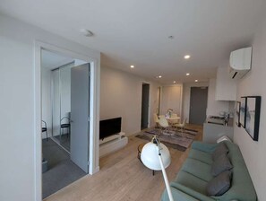 Télévision, espaces bureaux