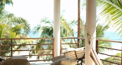 Spacious 6-bedroom oceanfront house in amazing Vichayito with AC, WiFi