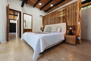 4 bedrooms, WiFi, bed sheets
