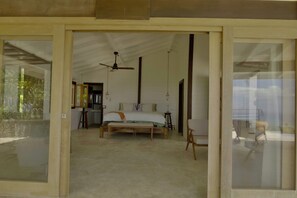 4 chambres, fer et planche à repasser, Wi-Fi, draps fournis