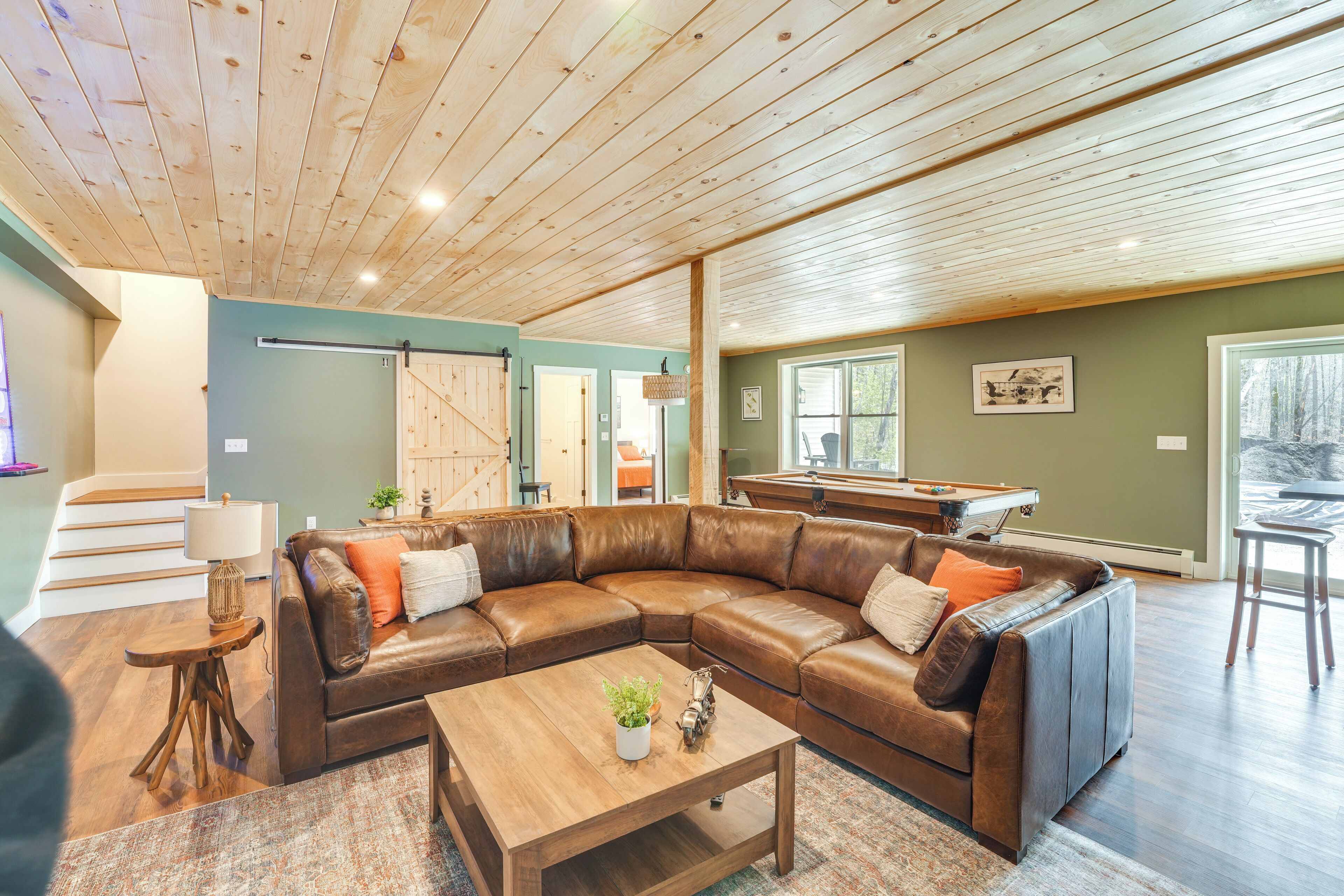 Walk To Beach & Sebago Lake: Luxe Family Getaway! - Sebago, ME
