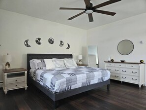 3 bedrooms, iron/ironing board, travel crib, WiFi