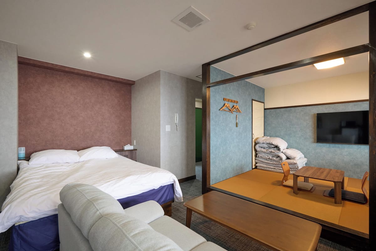 Doppelzimmer im japanischen Stil, Kochnische, Meerblick | 1 Schlafzimmer, Schreibtisch, laptopgeeigneter Arbeitsplatz