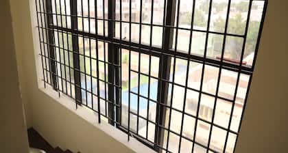 Shree Service Apartment