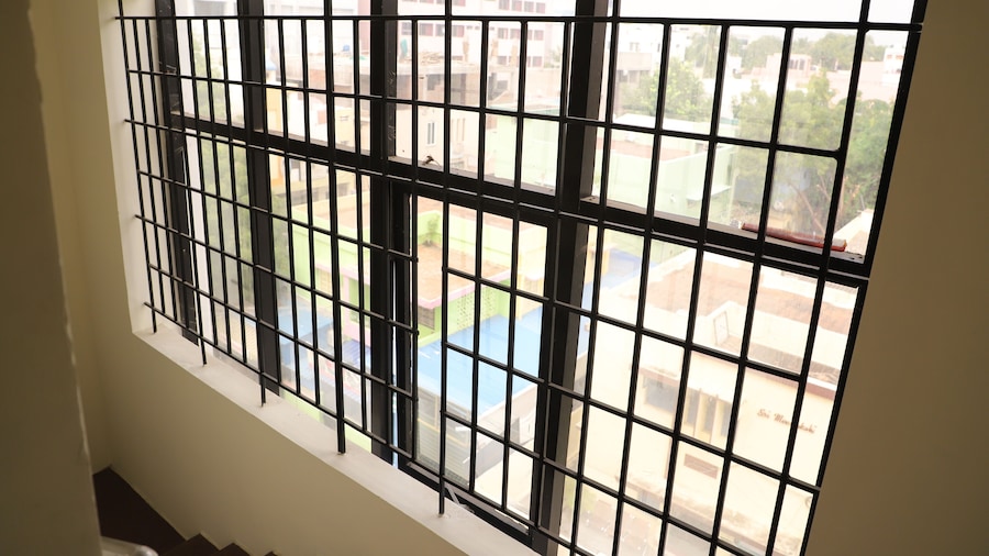 Shree Service Apartment