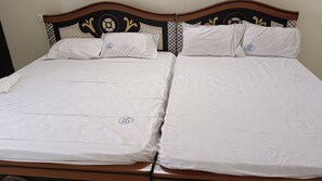 2 Schlafzimmer, individuell eingerichtet, kostenloses WLAN, Bettwäsche