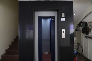 Elevator