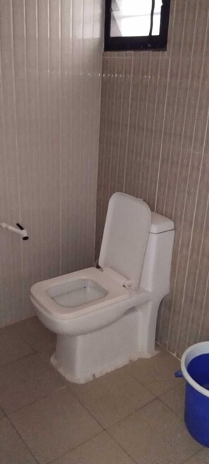 Ducha, toallas, jabón