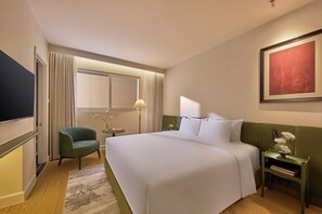 Superior Room, Bathtub