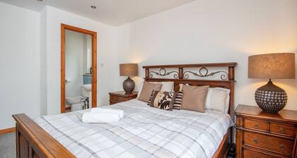 Boutique Four Bed Holiday Home in Inverness