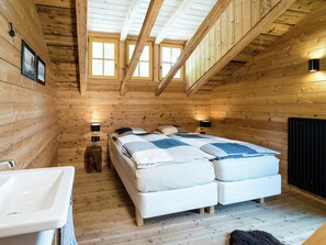 3 bedrooms, WiFi