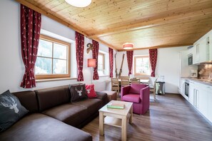 Smart TV, offices - Apartment with terrace (Saalbach-Hinterglemm)
