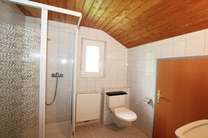 Shower - Apartment in St. Gallenkirch near Ski Lift (St.Gallenkirch)