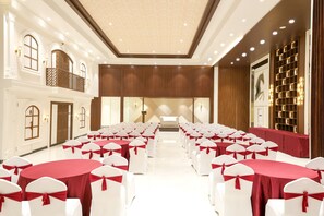 Banquet hall - Hotel The Rising Banaras (Varanasi)