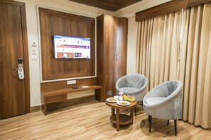 Minibar, in-room safe, desk, laptop workspace - Hotel The Rising Banaras (Varanasi)