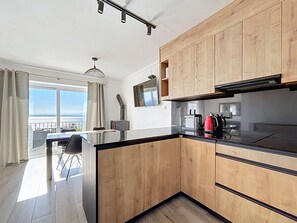 Fridge, microwave, dishwasher, coffee/tea maker